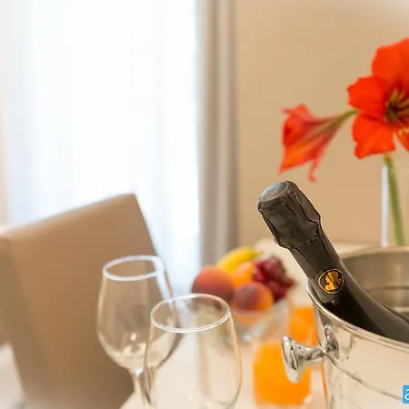 Amicizia Hotel 3*