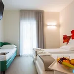 Hotel Amicizia 3*