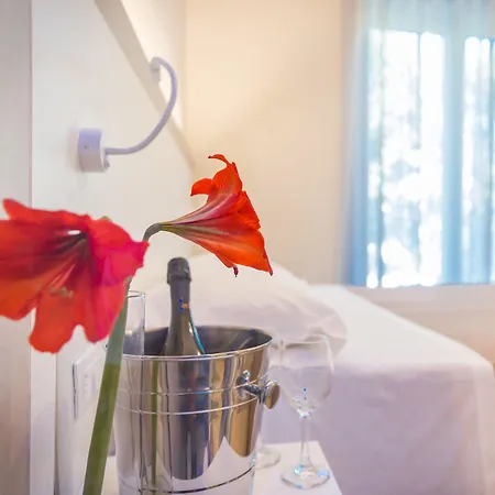 アミチツィア ホテル