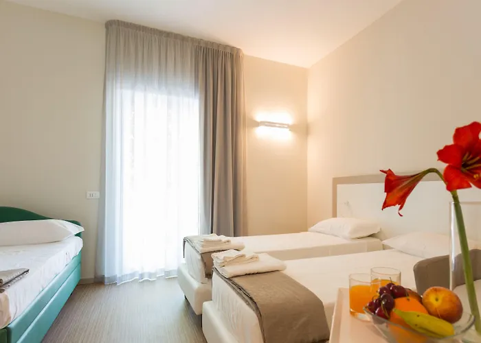 Amicizia 3* ريميني