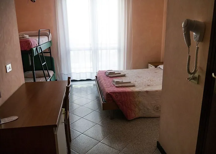 Amicizia 3* ريميني